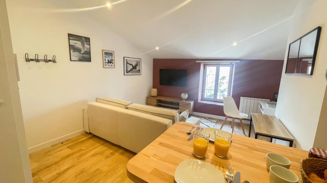 Le Terracotta - Appartement Tout Equipe A Niort Exterior photo